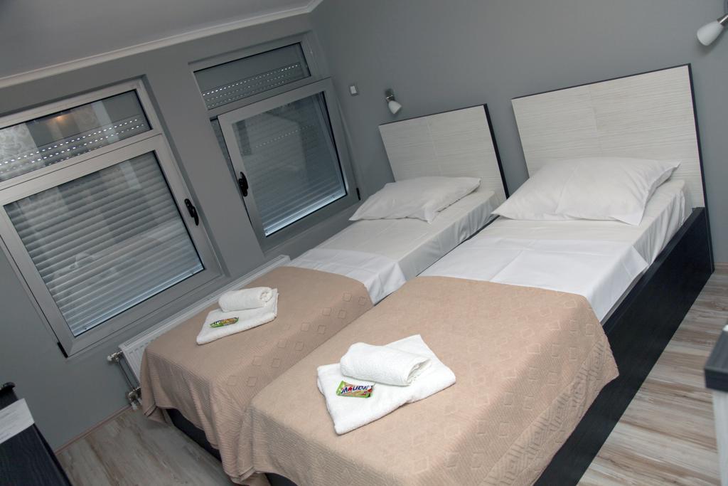 Silver House Hostel Čačak Cameră foto