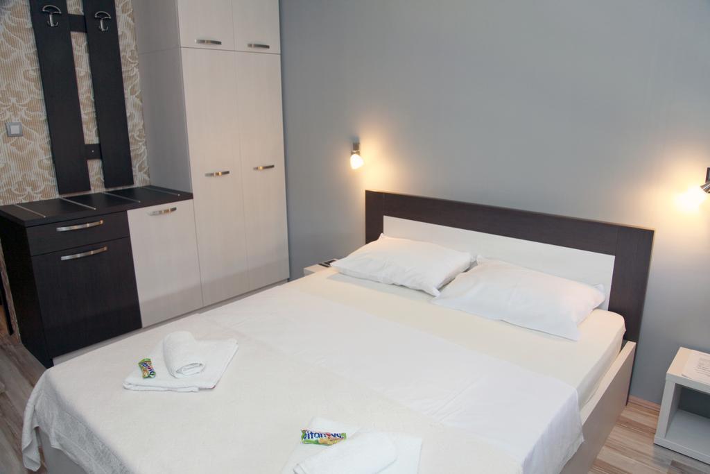 Silver House Hostel Čačak Cameră foto