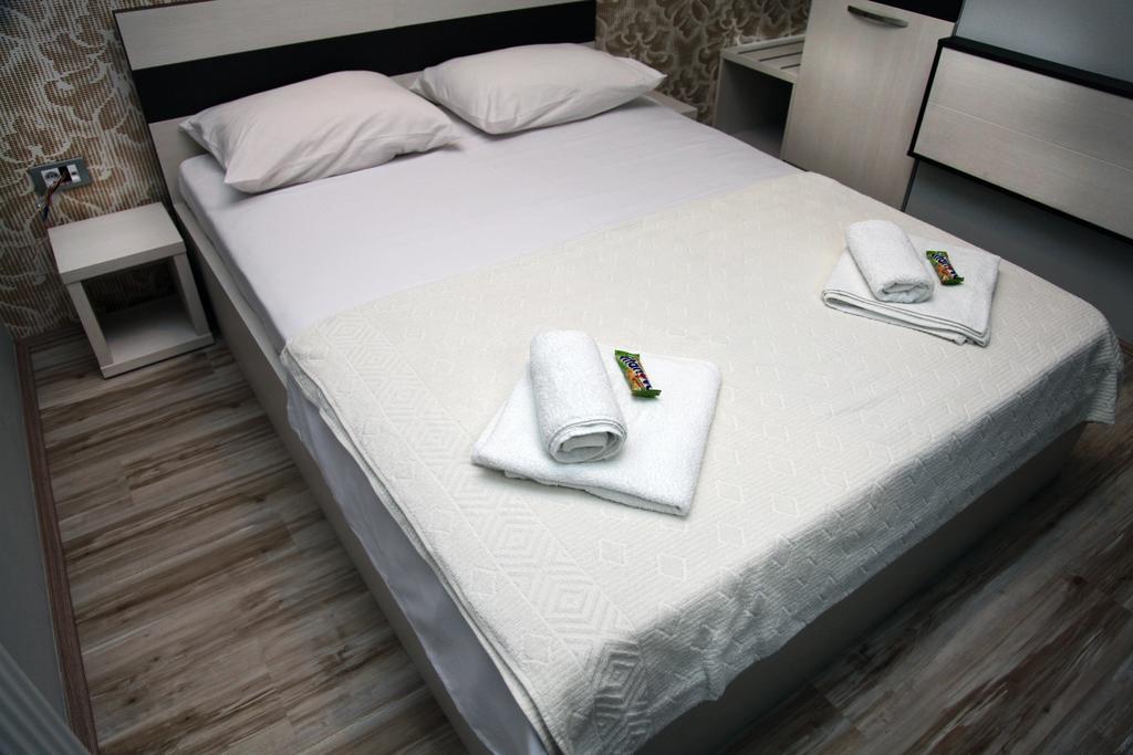 Silver House Hostel Čačak Cameră foto